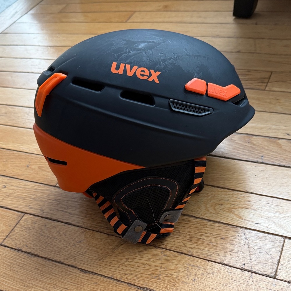 Uvex P.8000 Ski Touring Helmet